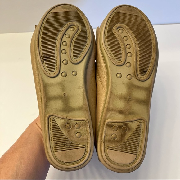 Carol Wright Shoes Carol Wright Womens Beige Slip On Leather Beaded